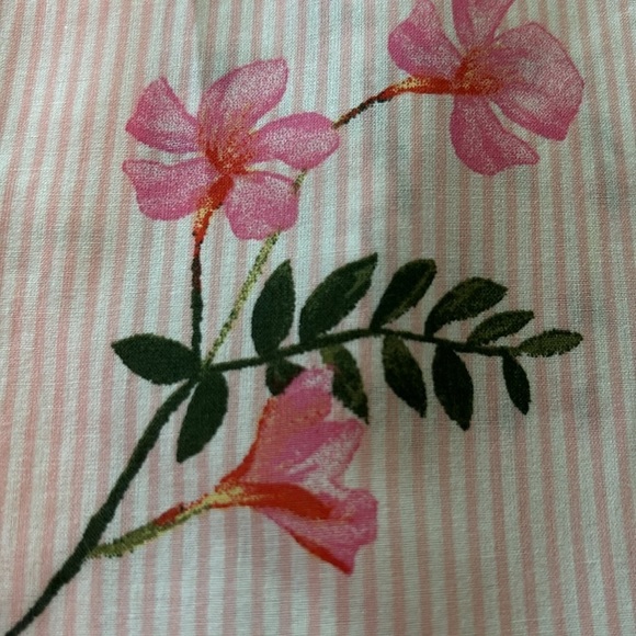 TOMMY HILFIGER button down cotton shirt. Pink & white stripes & florals, Coastal - Picture 8 of 11